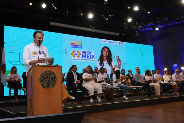 Governo de Minas sedia lançamento regional do programa Pé-de-Meia
