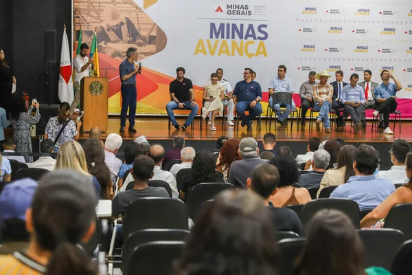 Governo de Minas inaugura novo trevo secundário em Capitólio que facilita o acesso de moradores e turistas ao Lago de Furnas