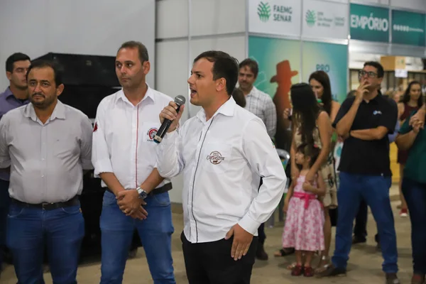 Em São Roque de Minas, governador acompanha programação da Cavalgada Temática: Roteiro do Queijo Serra da Canastra