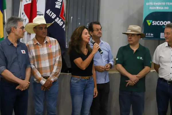 Em São Roque de Minas, governador acompanha programação da Cavalgada Temática: Roteiro do Queijo Serra da Canastra
