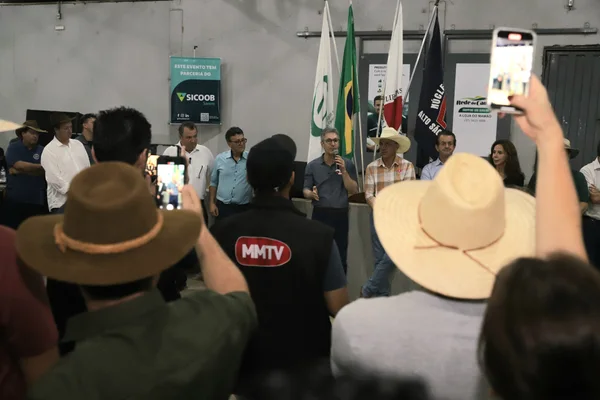 Em São Roque de Minas, governador acompanha programação da Cavalgada Temática: Roteiro do Queijo Serra da Canastra