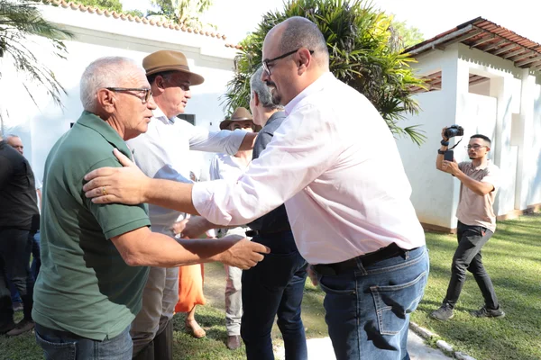 Governo de Minas percorre berço de Tiradentes em homenagem à Inconfidência