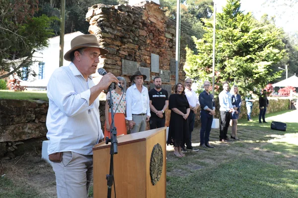 Governo de Minas percorre berço de Tiradentes em homenagem à Inconfidência