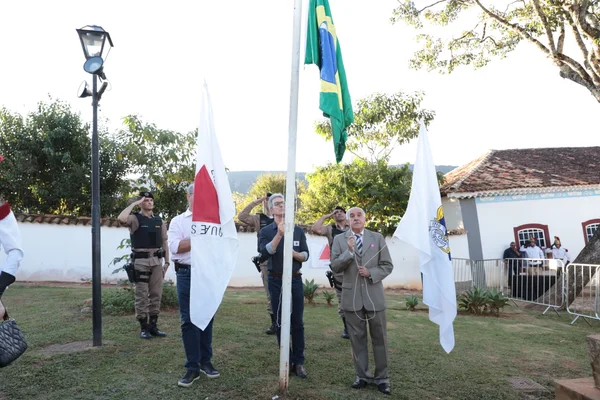 Governo de Minas percorre berço de Tiradentes em homenagem à Inconfidência