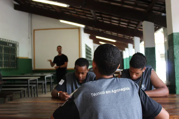 Número de estudantes mineiros em cursos técnicos nas escolas estaduais cresce 470% em 5 anos