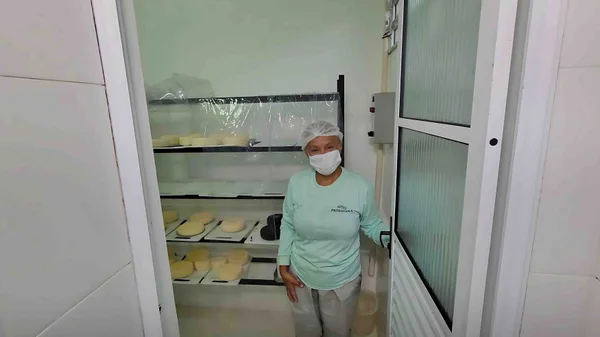 Minas produz requeijão a partir de queijo fora do padrão comercial