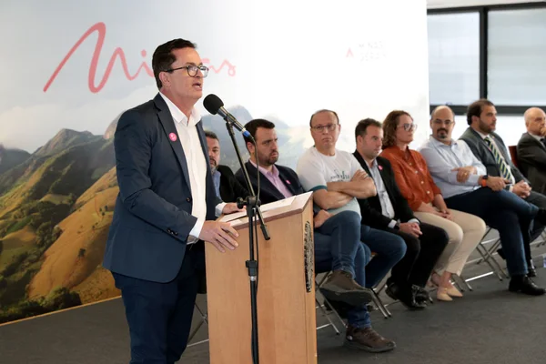 Estado anuncia primeira etapa das obras de pavimentação entre Rio Pardo de Minas e Mato Verde, no Norte de Minas