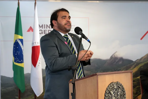 Estado anuncia primeira etapa das obras de pavimentação entre Rio Pardo de Minas e Mato Verde, no Norte de Minas