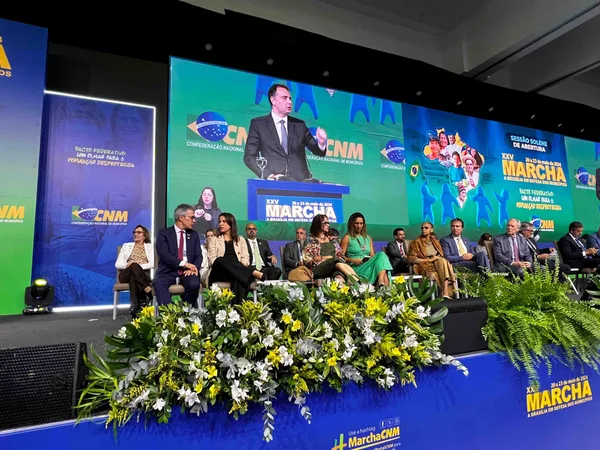 Governo de Minas reforça parceria com os municípios durante a Marcha dos Prefeitos a Brasília