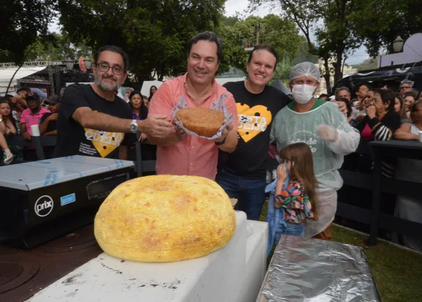 Minas Gerais bate novamente o recorde de maior queijo do mundo