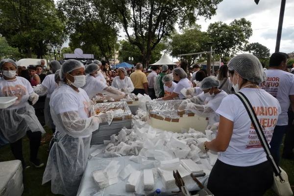 Minas Gerais bate novamente o recorde de maior queijo do mundo