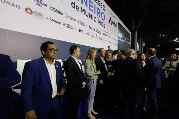 Congresso dos municípios destaca apoio do Governo de Minas às prefeituras do estado