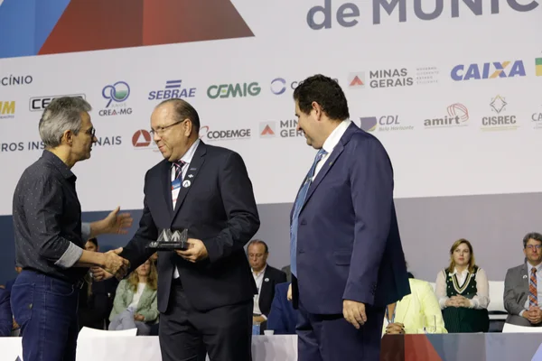 Congresso dos municípios destaca apoio do Governo de Minas às prefeituras do estado