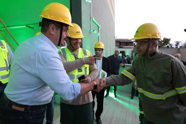 Governo de Minas e Cemig entregam 100ª subestação do Mais Energia e beneficiam 600 mil pessoas na RMBH