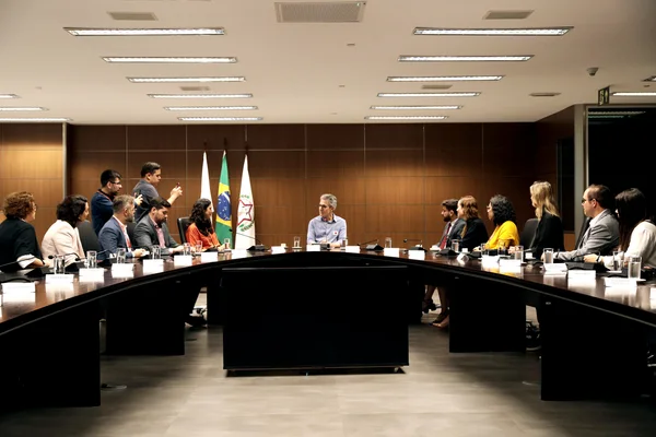 Posse da secretária Camila Neves