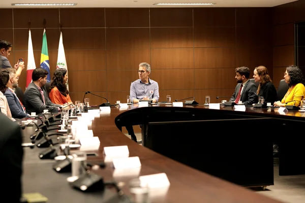 Posse da secretária Camila Neves