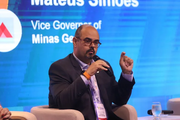 Governo de Minas reforça importância do lítio para a transição energética durante o Brazil Lithium Summit