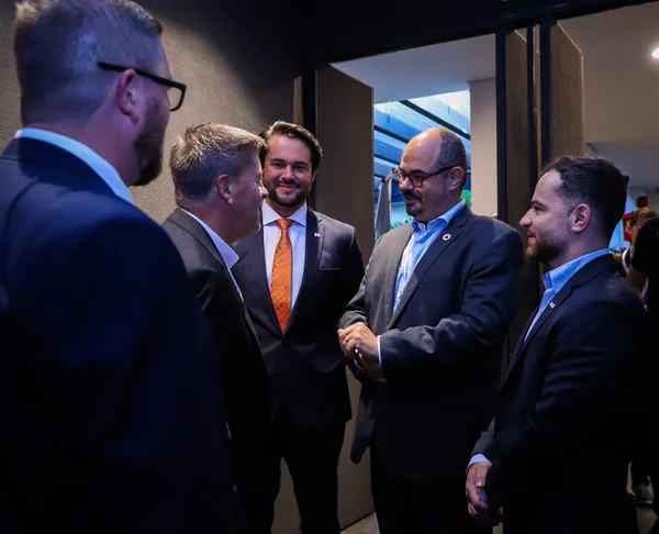 Governo de Minas reforça importância do lítio para a transição energética durante o Brazil Lithium Summit