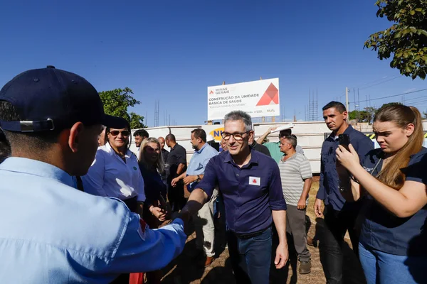 Governador vistoria construção de nova Unidade Básica de Saúde em Araporã