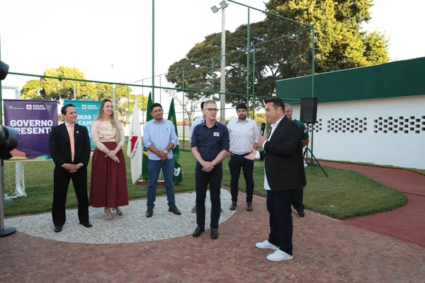 Governador vistoria construção de nova Unidade Básica de Saúde em Araporã