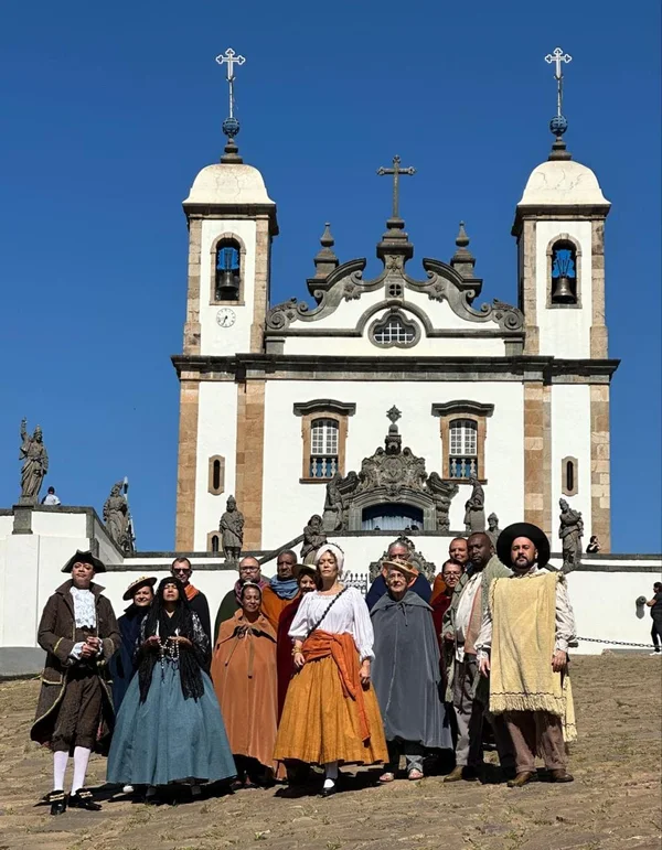Ópera “Devoção” celebra as origens do povo mineiro a partir de uma história de fé, promessa e milagre
