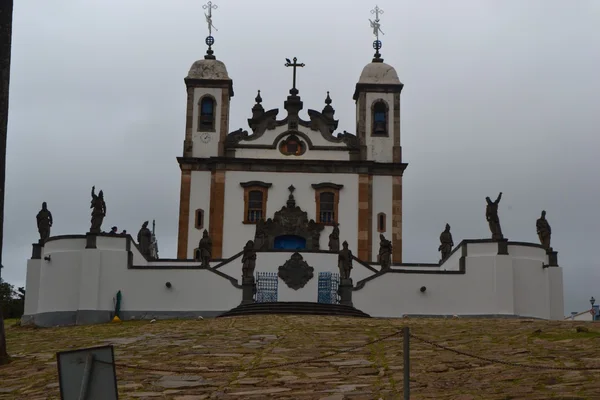 Ópera “Devoção” celebra as origens do povo mineiro a partir de uma história de fé, promessa e milagre