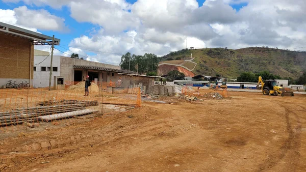 Governo de Minas vistoria obras do Hospital Regional de Teófilo Otoni