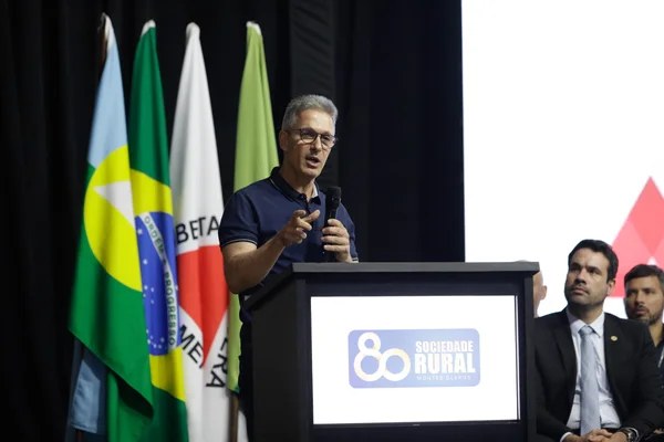 Governador encerra série de compromissos no Norte de Minas na Expomontes
