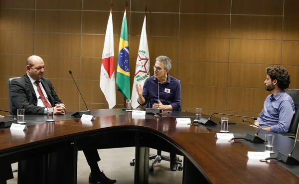 Governo de Minas e Defensoria Pública da União firmam acordo em defesa de pessoas com doenças raras