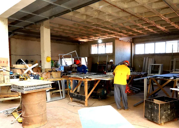 Governo de Minas vistoria retomada das obras no Hospital Regional de Sete Lagoas