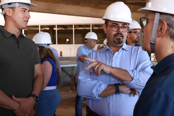 Governo de Minas vistoria retomada das obras no Hospital Regional de Sete Lagoas