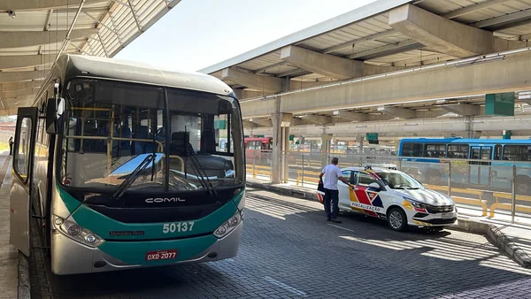 Linhas metropolitanas com maior número de reclamações são fiscalizadas pelo DER-MG