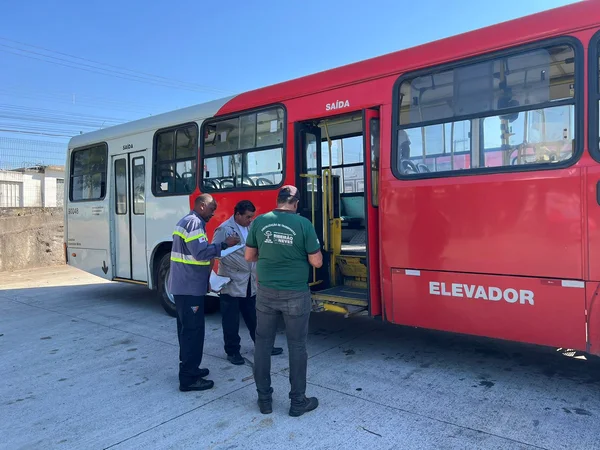 Linhas metropolitanas com maior número de reclamações são fiscalizadas pelo DER-MG