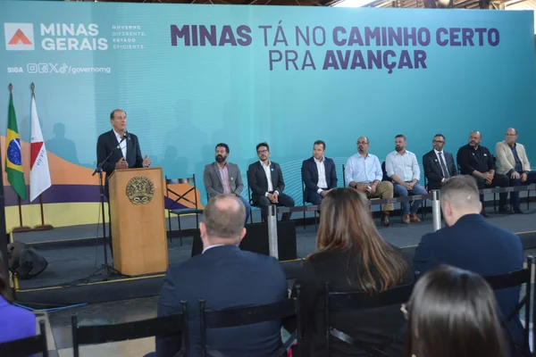 Governo de Minas assina contrato de concessão da Serraria Souza Pinto