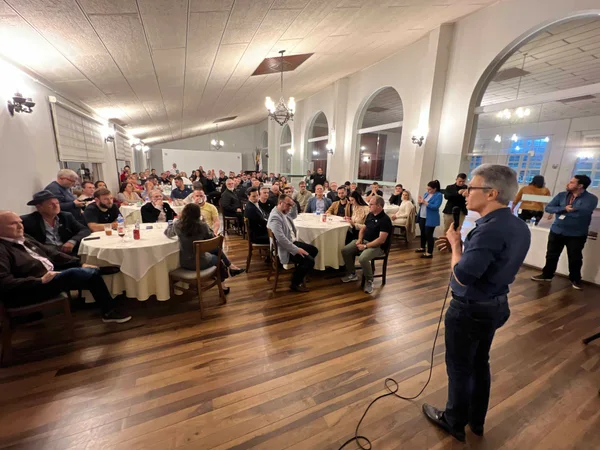 Governador apresenta resultados da gestão implantada em Minas no maior evento de empreendedorismo do Brasil