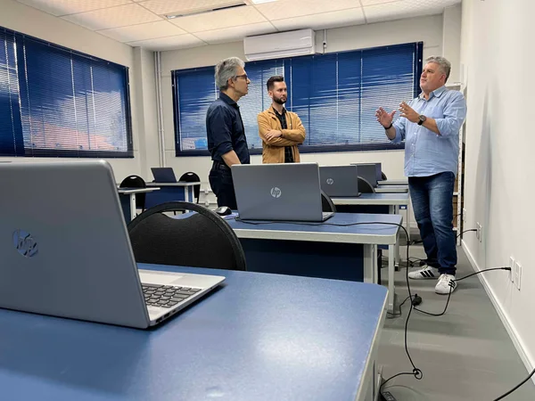 Governador apresenta resultados da gestão implantada em Minas no maior evento de empreendedorismo do Brasil
