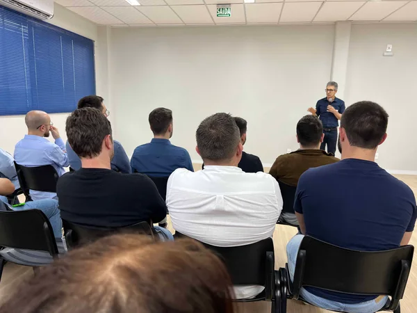 Governador apresenta resultados da gestão implantada em Minas no maior evento de empreendedorismo do Brasil