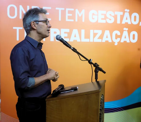 Governo de Minas cria Boletim Escolar Digital e moderniza acompanhamento das notas na rede estadual