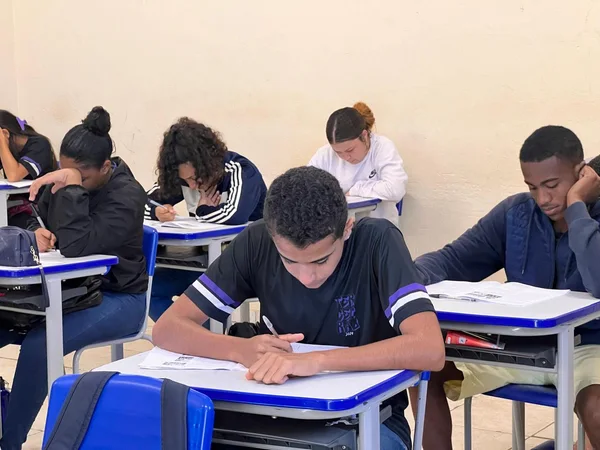 Simulado do Enem aponta que 60% dos estudantes da rede estadual têm nota para garantir vaga em universidades públicas