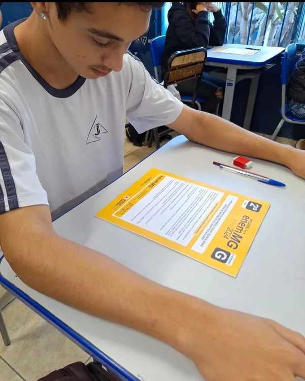 Simulado do Enem aponta que 60% dos estudantes da rede estadual têm nota para garantir vaga em universidades públicas