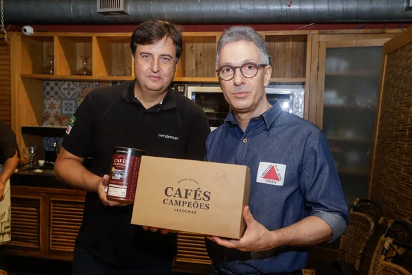 Cafés premiados em concurso promovido pelo Governo de Minas chegam a rede de supermercado de BH