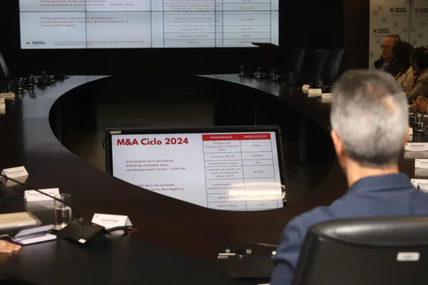 Fundação João Pinheiro e Controladoria-Geral do Estado detalham relatório de avaliação de políticas públicas