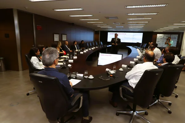 Fundação João Pinheiro e Controladoria-Geral do Estado detalham relatório de avaliação de políticas públicas