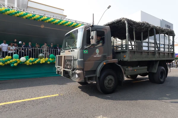 Vice-governador prestigia celebração dos 202 anos da Independência do Brasil no Triângulo Mineiro