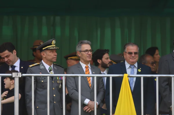 Governador acompanha desfile cívico-militar de 7 de setembro da capital mineira