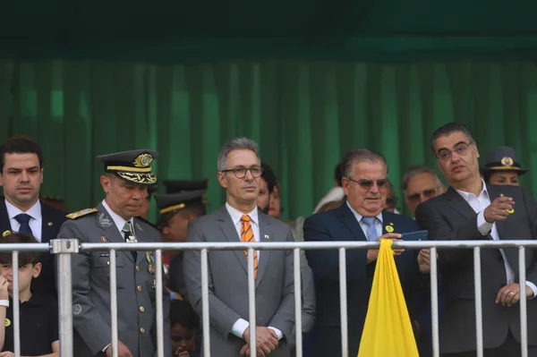 Governador acompanha desfile cívico-militar de 7 de setembro da capital mineira