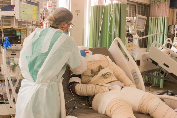 Simpósio no Hospital João XXIII reúne profissionais para discutir jornada do paciente cirúrgico
