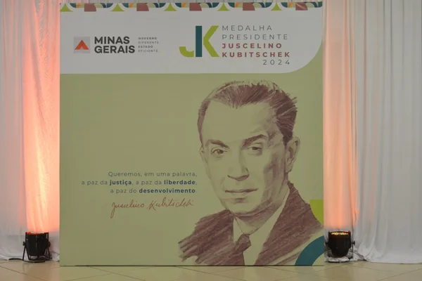 Cerimônia de entrega da Medalha Presidente Juscelino Kubitschek, em Diamantina