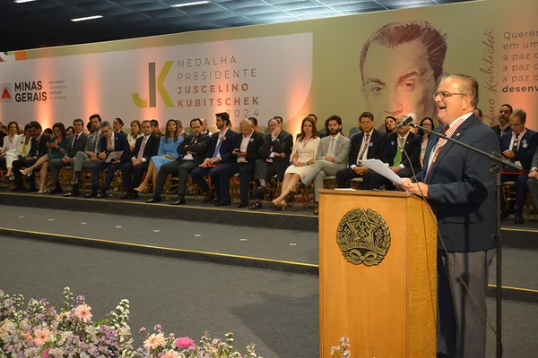Cerimônia de entrega da Medalha Presidente Juscelino Kubitschek, em Diamantina