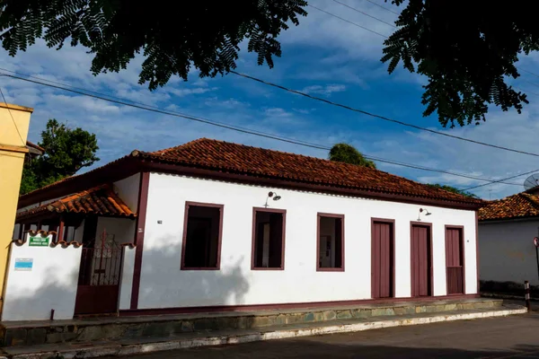 Novo contorno viário de Cordisburgo contribui para o desenvolvimento econômico e preservação do patrimônio histórico  